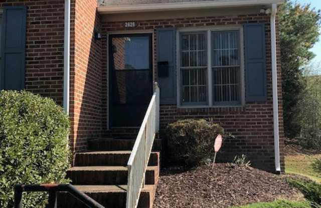 1 Bed / 1 Bath North Durham Townhome! photos photos