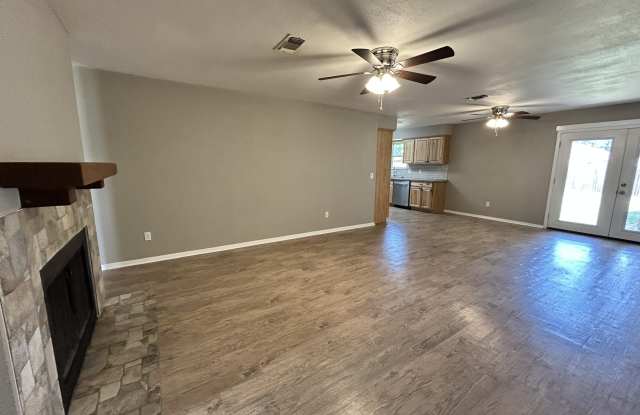 8219 Elkridge Avenue Gallery 3