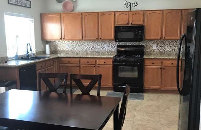 3609 E ROCKWOOD Drive Gallery 2