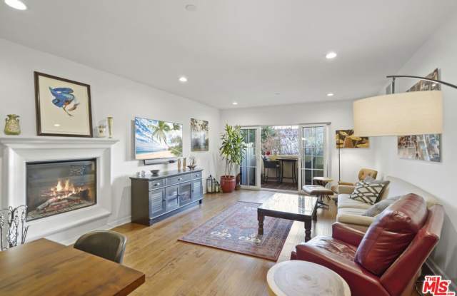 13308 Valleyheart Dr - 13308 Valleyheart Drive, Los Angeles, CA 91423 13308 Valleyheart Dr - 13308 Valleyheart Drive, Los Angeles, CA 91423