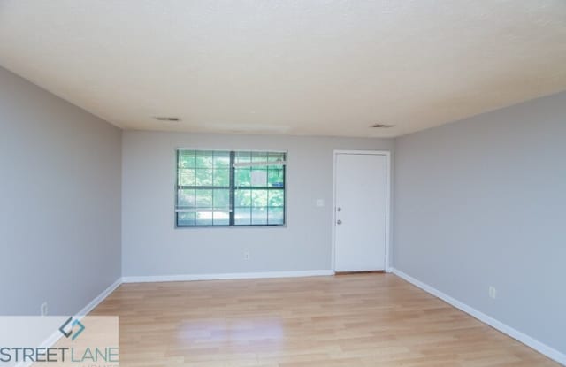 2607 Foxwood Place Gallery 3