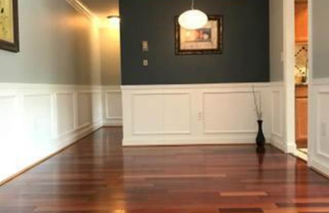 9453 FAIRFAX BOULEVARD Gallery 2