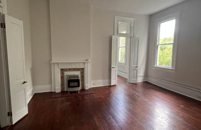 1909 Napoleon Ave Unit 1 Gallery 2