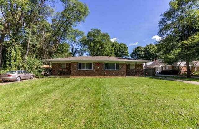 813 Riverside Drive - 813 Riverside Drive, Greenwood, IN 46142