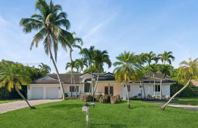 7720 SW 177th St photos photos
