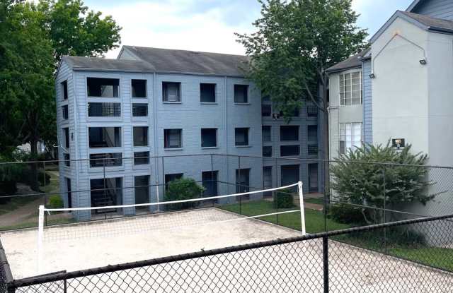 7979 Westheimer photos photos