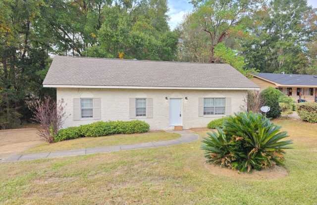 4409 Bayview Drive Gallery 1