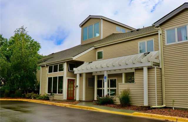 1390 Carling Drive - 1390 Carling Drive, St. Paul, MN 55108
