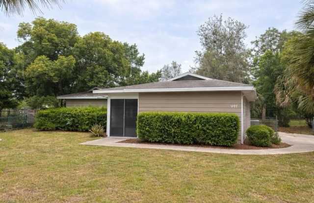 Spacious 2-Bedroom Home in Silver Springs Shores | 1,634 SF | Large Yard photos photos Spacious 2-Bedroom Home in Silver Springs Shores | 1,634 SF | Large Yard photos photos
