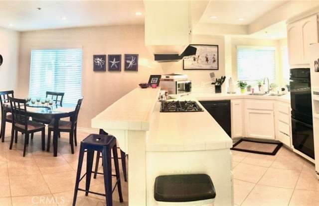 8105 Surfline Drive Gallery 3