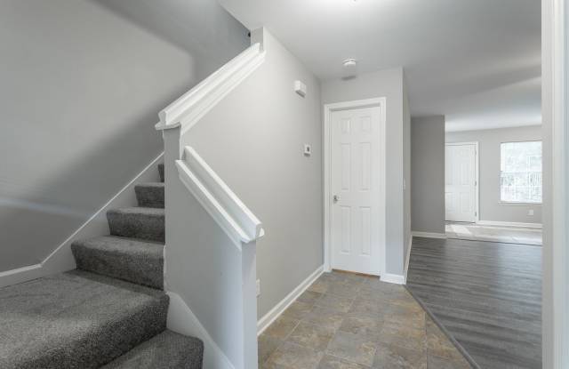 2 Bedroom, 2 Bath townhome in East Brainerd! photos photos