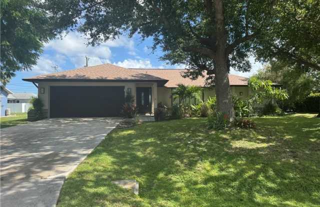 2211 SW 14th Place - 2211 Southwest 14th Place, Cape Coral, FL 33991