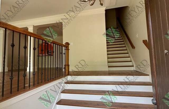 883 Mountain View Terrace NW Gallery 4
