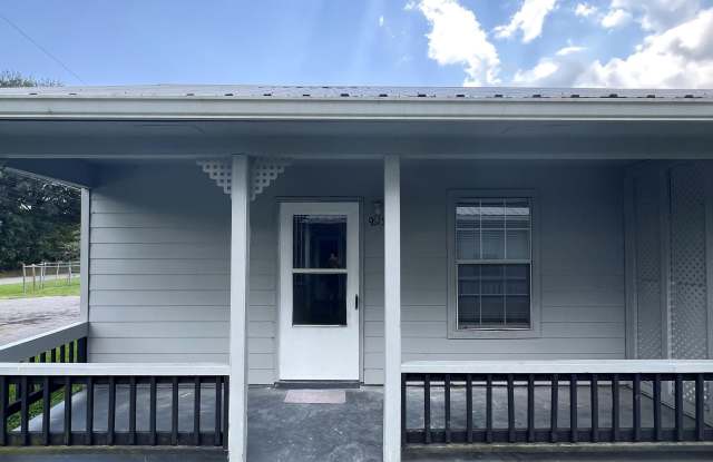 9615 Smith Avenue photos photos