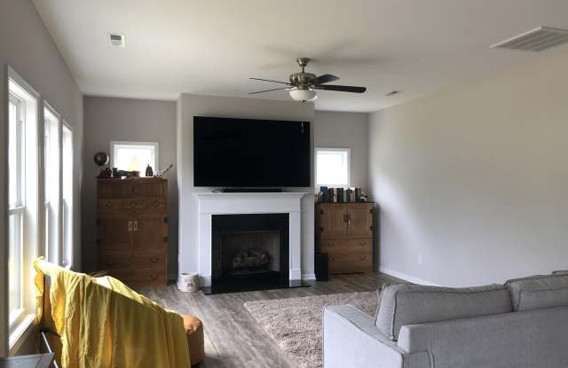 209 Legacy Lane Gallery 4