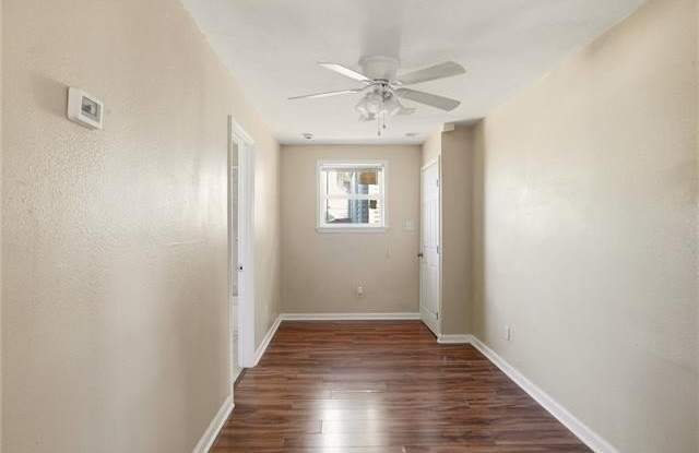 1438 REYNES Street Gallery 3