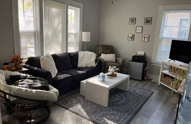 4-Bedroom, 2-Bath Home Near UI Campus | Remodeled Kitchen, Garage & Private Yard Gallery 3