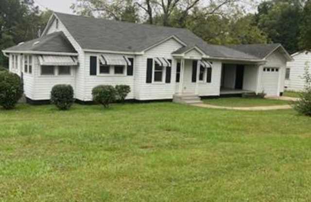 833 Bristol Drive - 833 Bristol Road, Iredell County, NC 28677