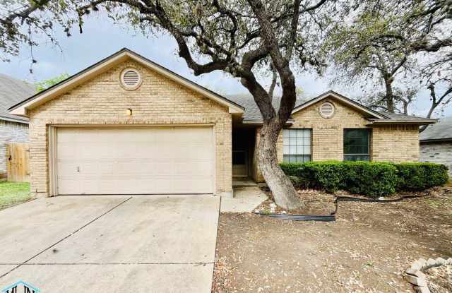 Charming 3-bedroom, 2-bath home near SeaWorld and Lackland AFB! photos photos