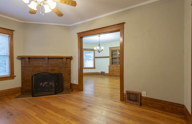 54 Bluff Avenue Gallery 4