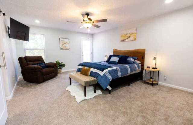 715 Branding Iron Drive SE Gallery 2