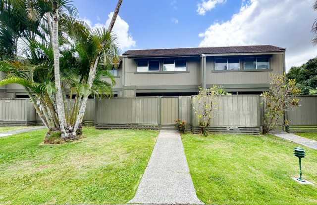 Small Dog Friendly 3/2.5 Kaneohe Townhouse Gallery 1