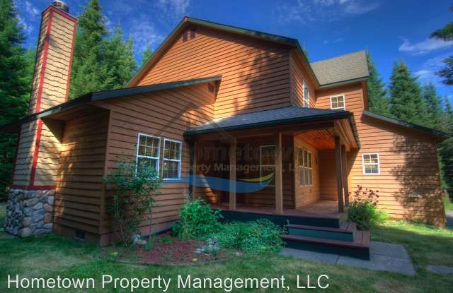 2537 Mc Arthur Lake Rd - 2537 Mc Arthur Lake Rd, Boundary County, ID 83847