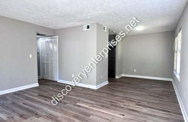 2791 White Oak Drive Gallery 4