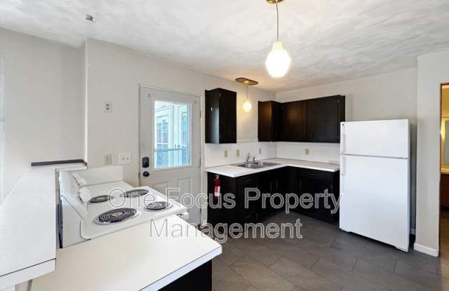 935 E. Second Street photos photos