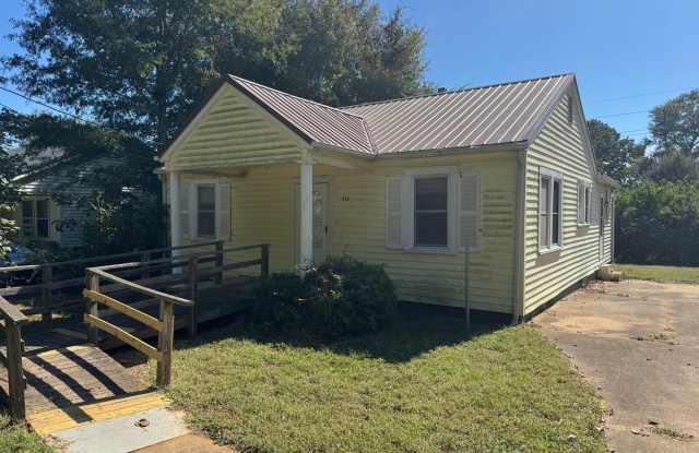 2/1 close to uptown Shelby, NC -- Cleaning will be done Gallery 3