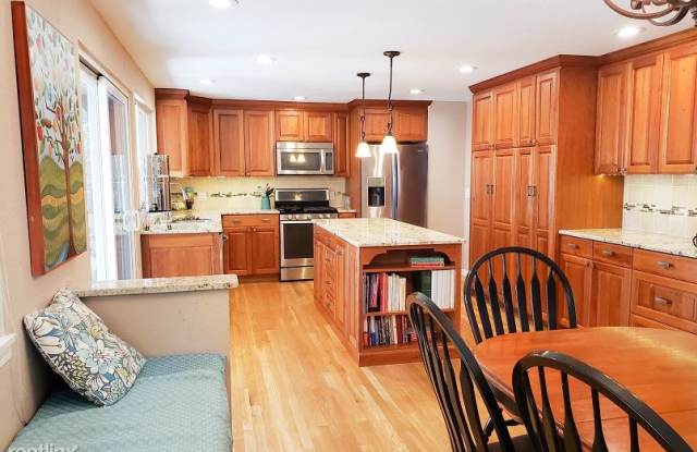 10733 126th Pl NE Gallery 3