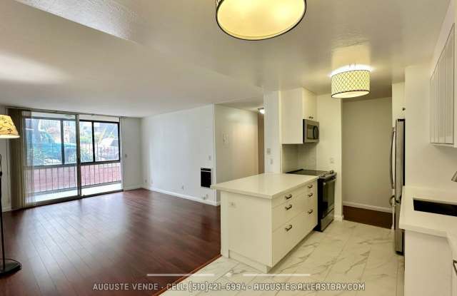 Beautifully Renovated Condo in Prime Location photos photos