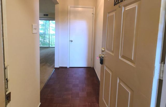 12228 STEVENSON COURT Gallery 3