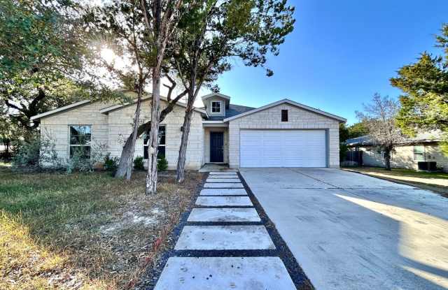 Charming 4/BR 2/BA Home with 2-Car Garage and Private Fenced Backyard photos photos Charming 4/BR 2/BA Home with 2-Car Garage and Private Fenced Backyard photos photos