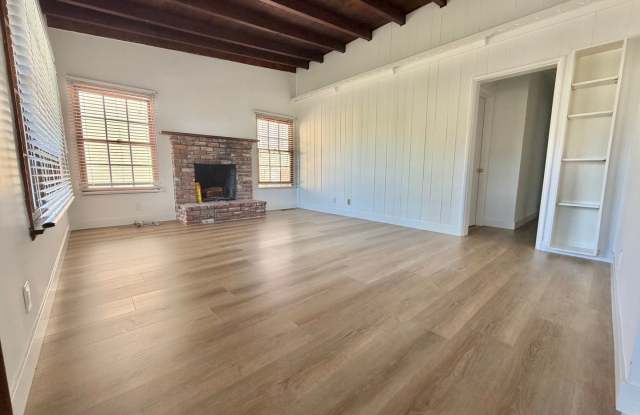 Spacious 3BD Manhattan Beach Home with Brand New Flooring, Large Den & 2-Car Garage photos photos