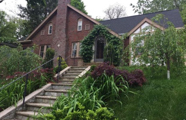 214 Wolcott Rd. - 214 Wolcott Road, Brookline, MA 02467