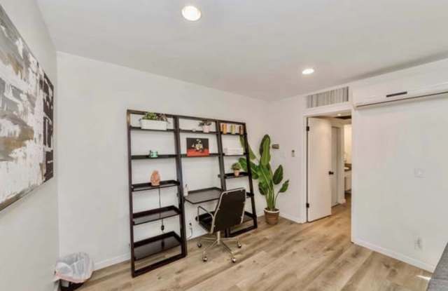465 S Los Robles Ave Apt 15 Gallery 4