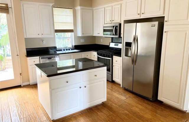 313 Tall Oak Gallery 3