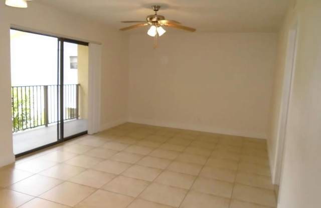 1421 WINDORAH Way Gallery 3