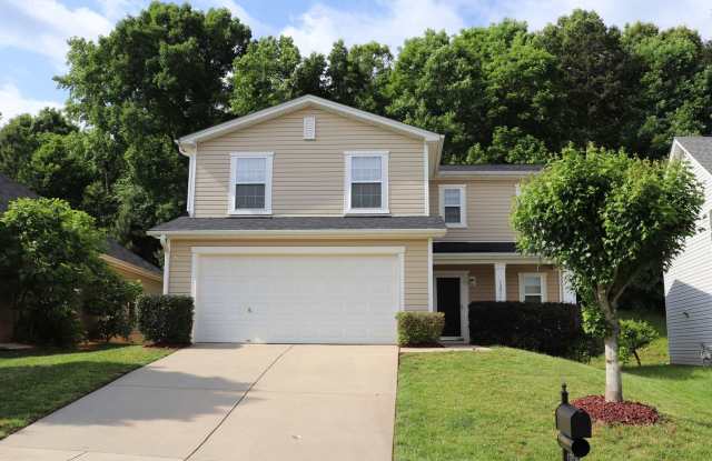 Beautiful 3-bed, 3.5 Bath home in Hamiltn Lakes of Steele Creek! photos photos