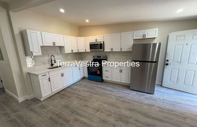 216 E Broadway photos photos