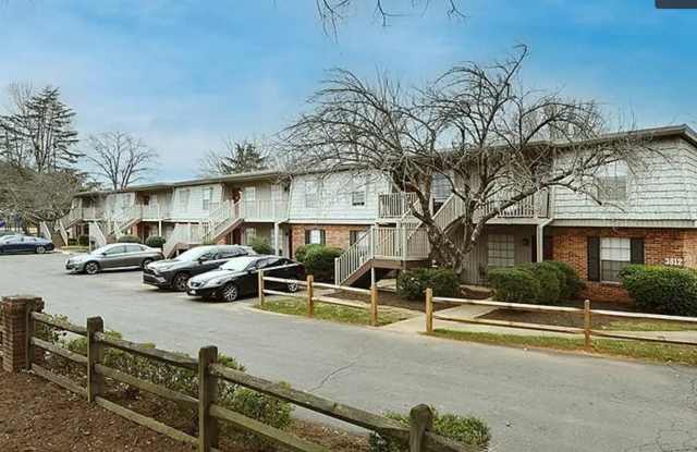 Well-maintained 2-bedroom, 1-bath upper level condo in Winston-Salem, Gallery 4