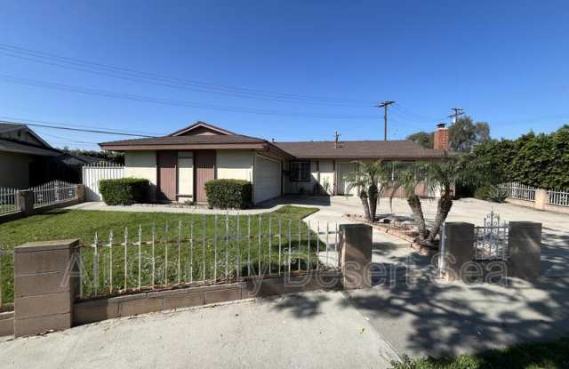 11751 Emerald St photos photos