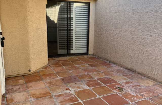 2 bed 2 bath Gallery 3
