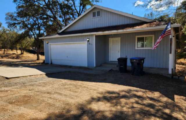 1611140thavenue.is4lease.com Gallery 1