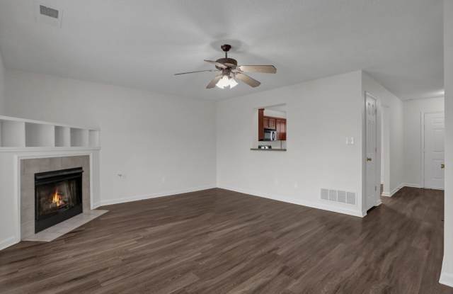 Pre-Leasing Now 3 bedroom townhome with fenced in backyard! photos photos