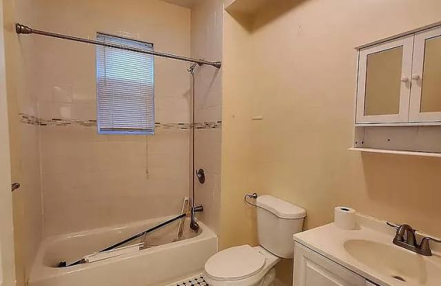 853 S 15th St photos photos