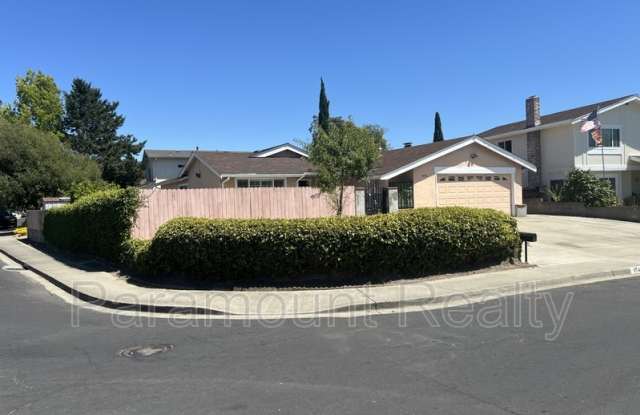 974 Coral Dr Gallery 4