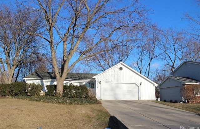 22734 Chestnut Tree photos photos