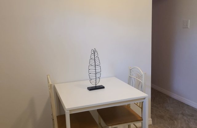 435 Northeast 135th Street Gallery 4